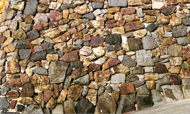 rock retaining wall