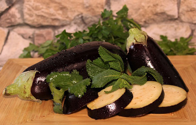 sliced eggplant fruit